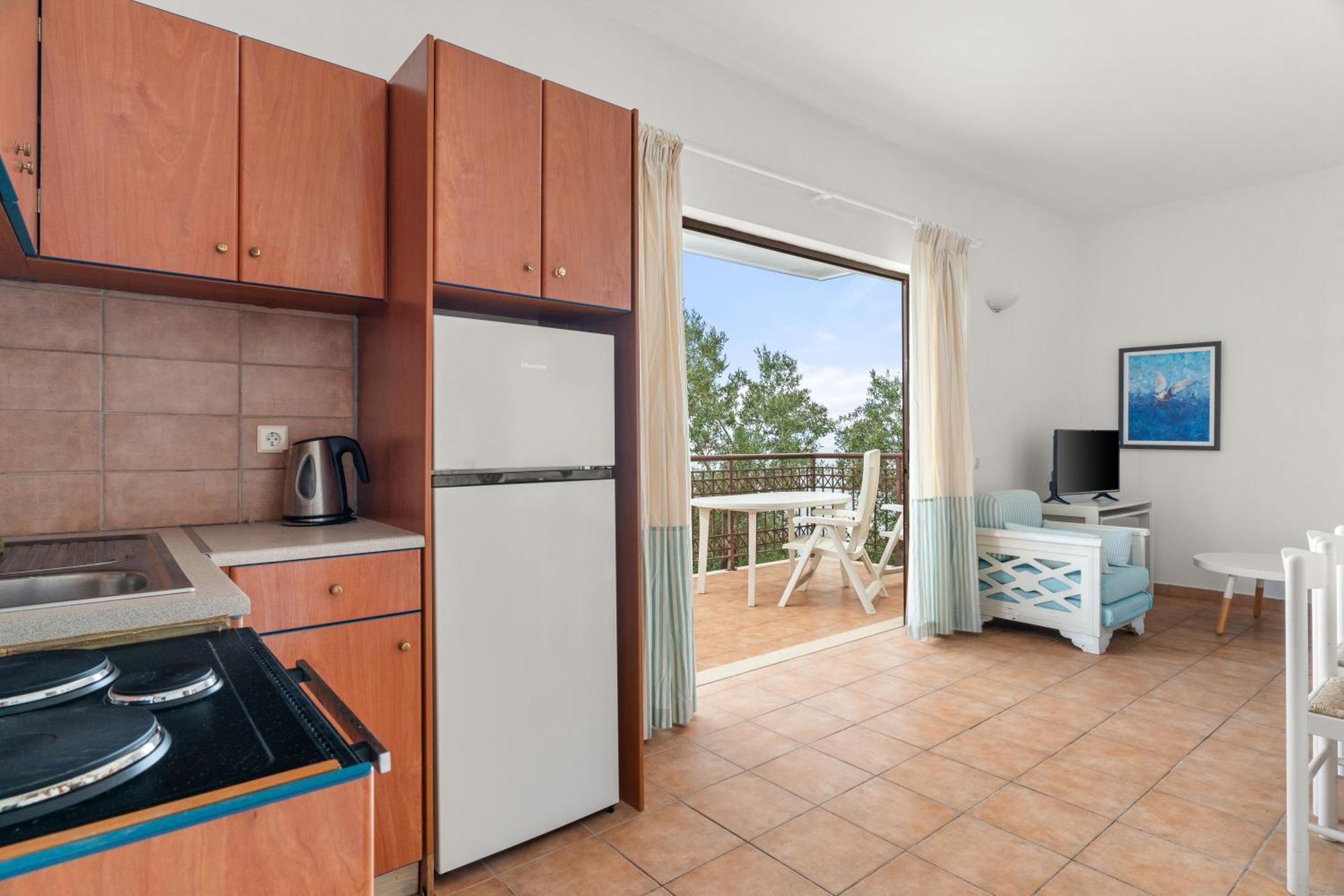 מלון דירות Anassa Mare & Residences 3*