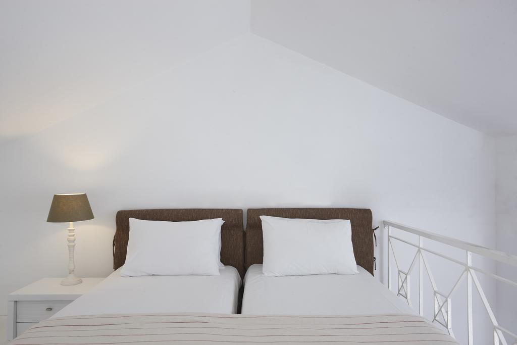 מלון דירות Anassa Mare & Residences 3*